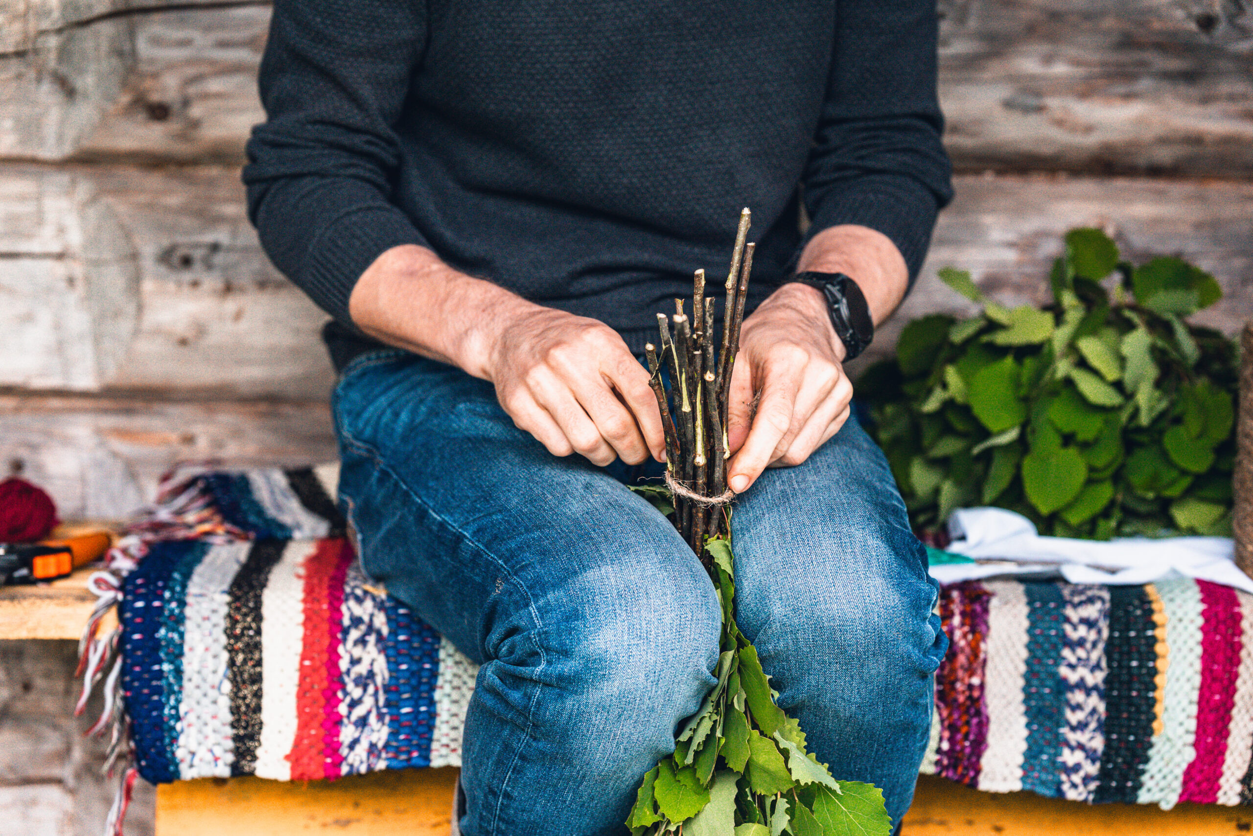 How to Make a Sauna Whisk